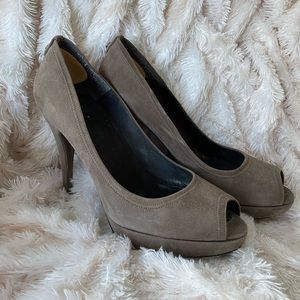 Stuart Weitzman Gray Suede Peep Toe Pumps Heels